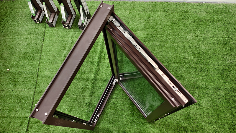 聚氨酯门窗：卓越耐久性，守护您的品质生活